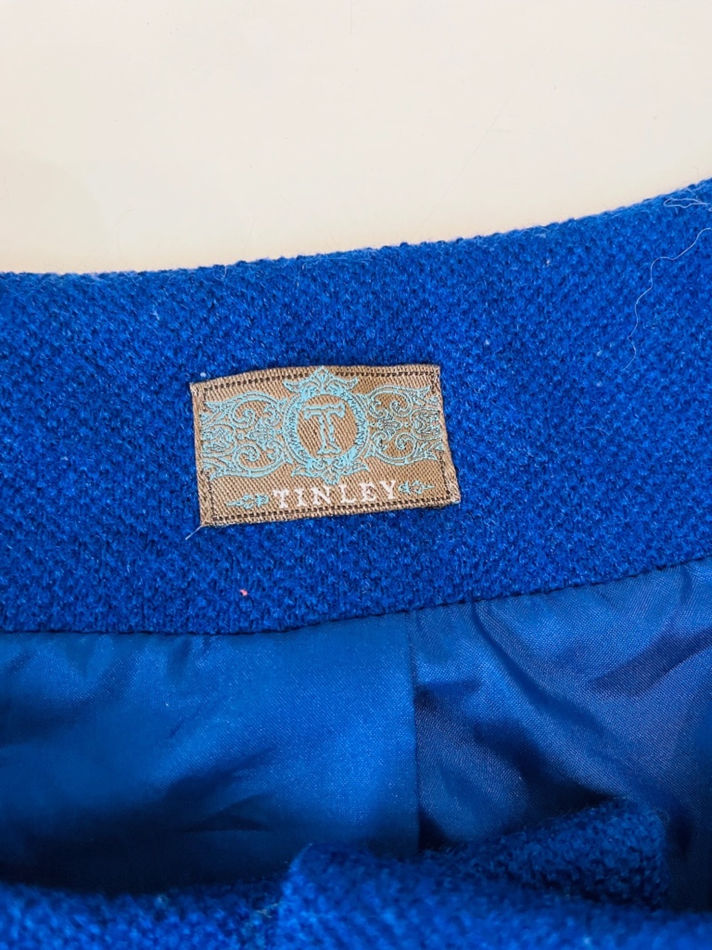 Gorgeous Tinley Coat ! Beautiful blue color ! Size Small - Picture 3 of 4